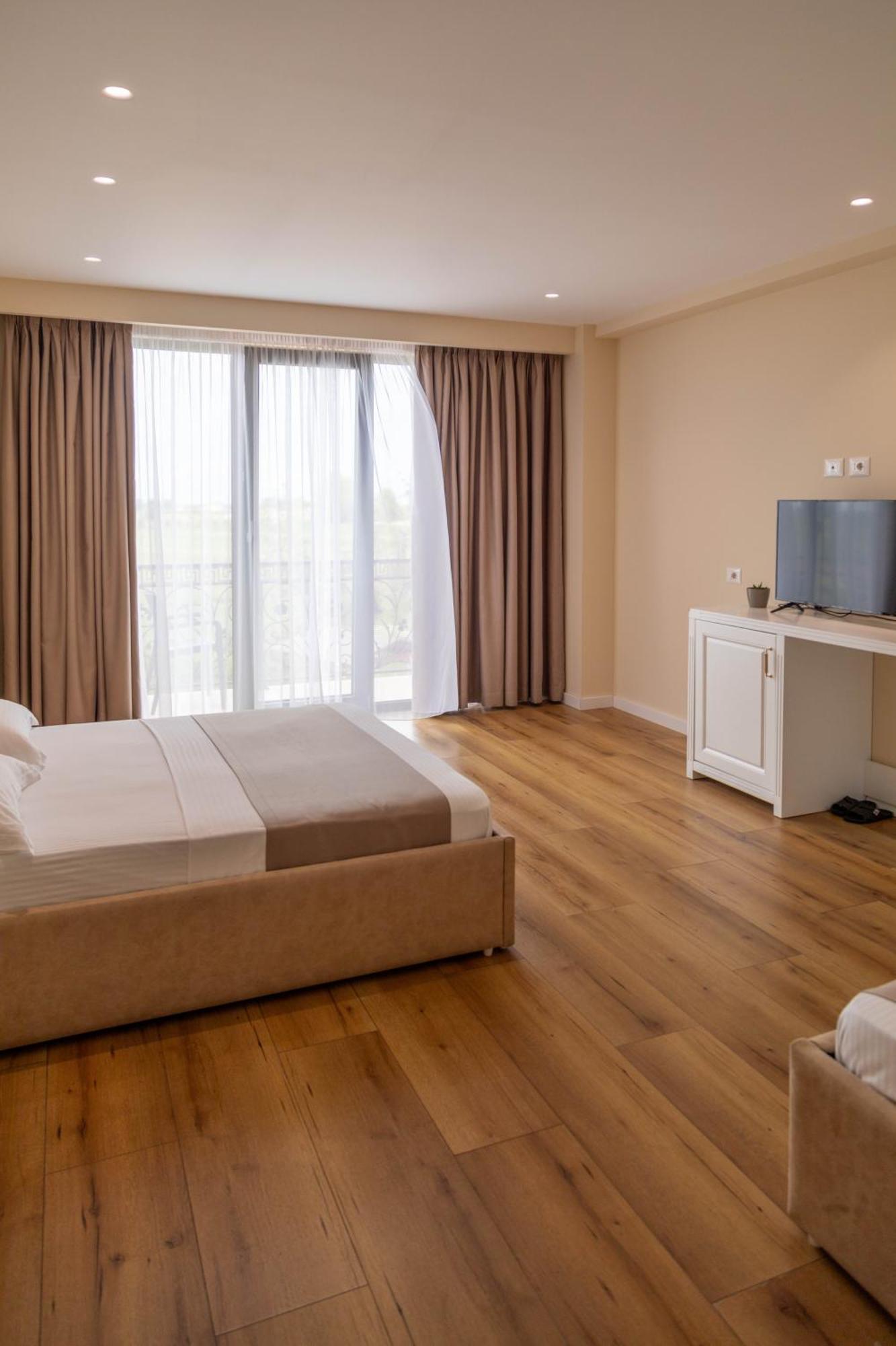 Te Aldo Hotel Kuraten Extérieur photo