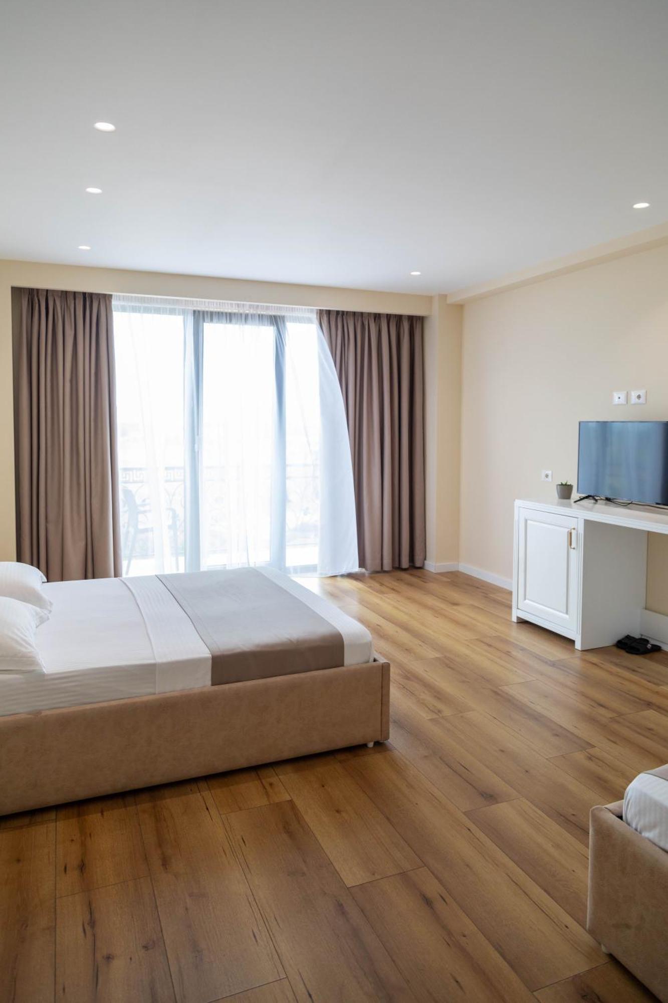 Te Aldo Hotel Kuraten Extérieur photo