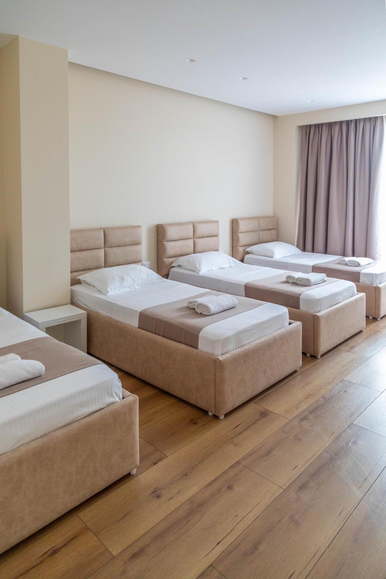 Te Aldo Hotel Kuraten Extérieur photo